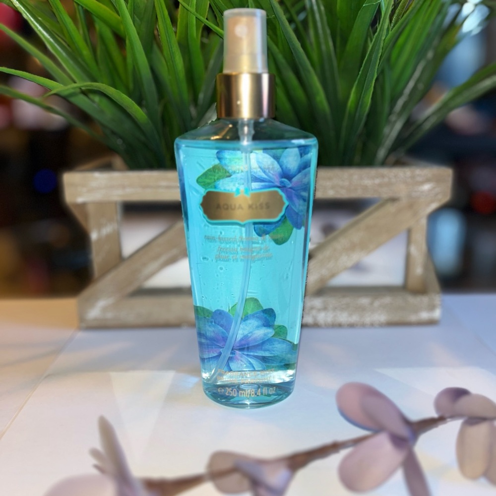 Aqua Kiss Body Mist - Victoria Secret